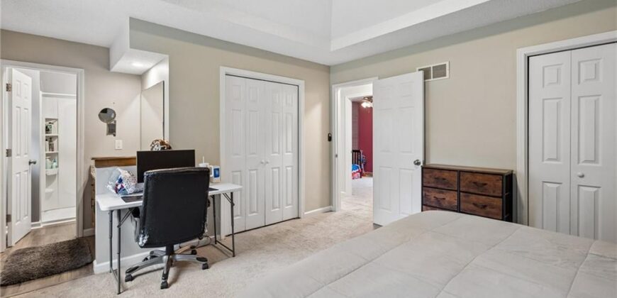1226 NW 70th Street, Kansas City, MO 64118