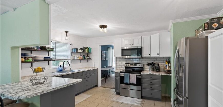 105 S July Street, Dearborn, MO 64439