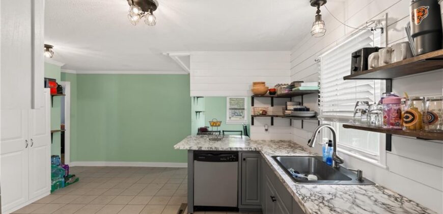 105 S July Street, Dearborn, MO 64439