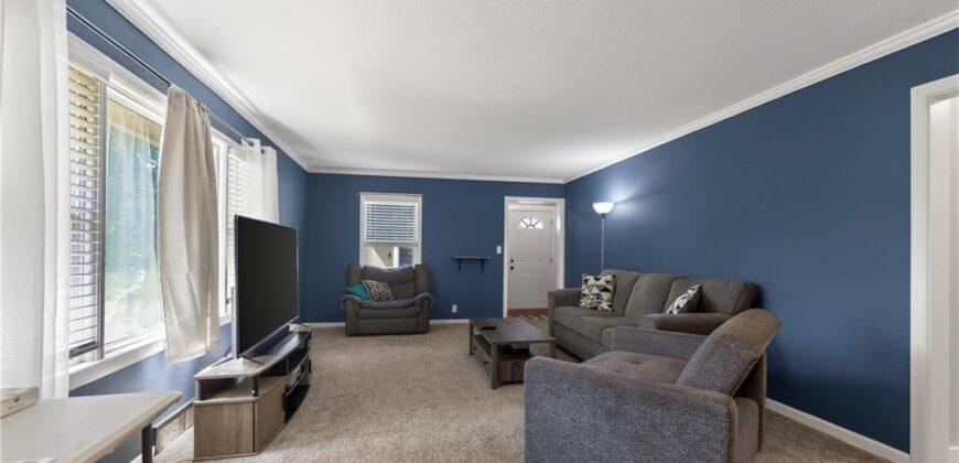 105 S July Street, Dearborn, MO 64439