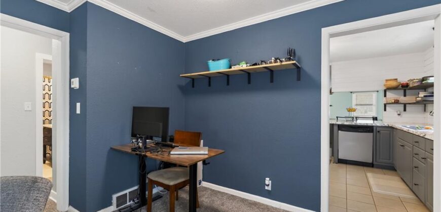 105 S July Street, Dearborn, MO 64439