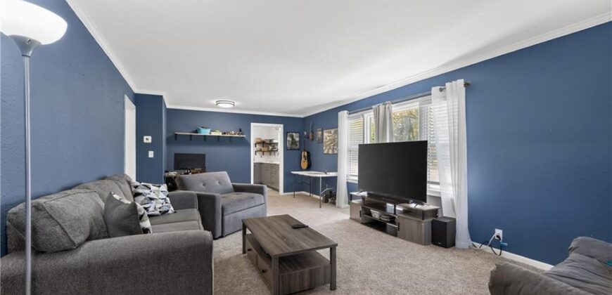 105 S July Street, Dearborn, MO 64439