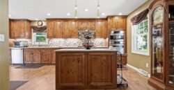 7320 N Garfield Avenue, Gladstone, MO 64118