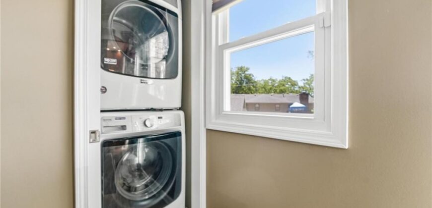 7320 N Garfield Avenue, Gladstone, MO 64118