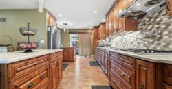 7320 N Garfield Avenue, Gladstone, MO 64118
