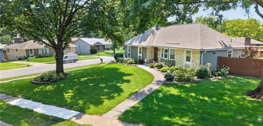 7320 N Garfield Avenue, Gladstone, MO 64118