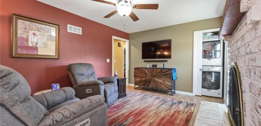 7320 N Garfield Avenue, Gladstone, MO 64118