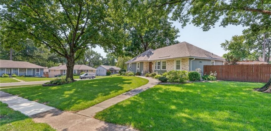 7320 N Garfield Avenue, Gladstone, MO 64118