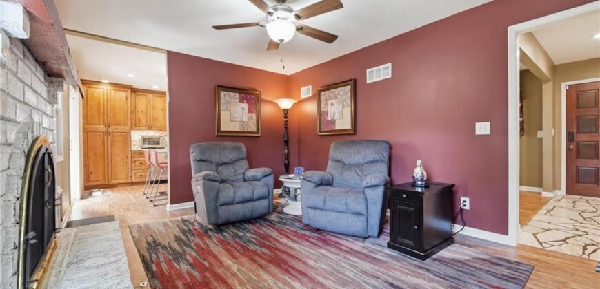 7320 N Garfield Avenue, Gladstone, MO 64118