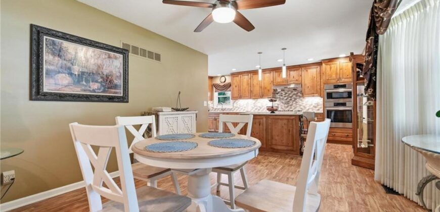 7320 N Garfield Avenue, Gladstone, MO 64118