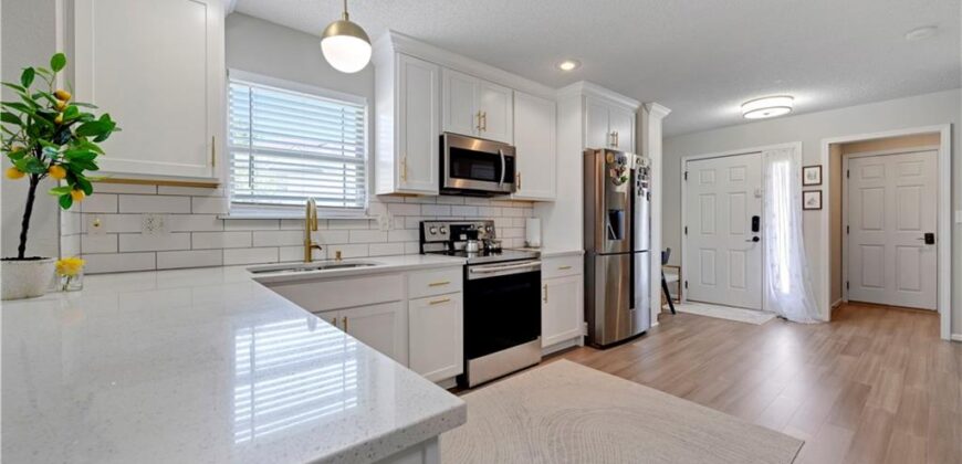 20 NW 95th Place, Kansas City, MO 64155