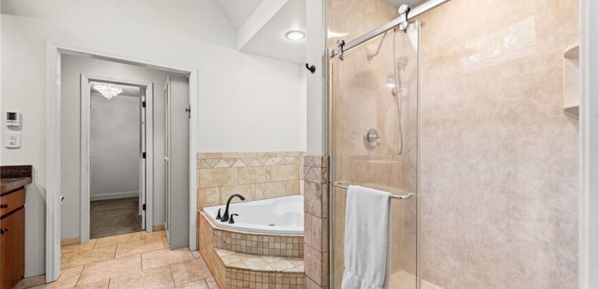 4203 NE 57th Terrace, Kansas City, MO 64119