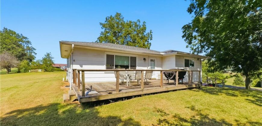 19550 Shane Lane, Weston, MO 64098