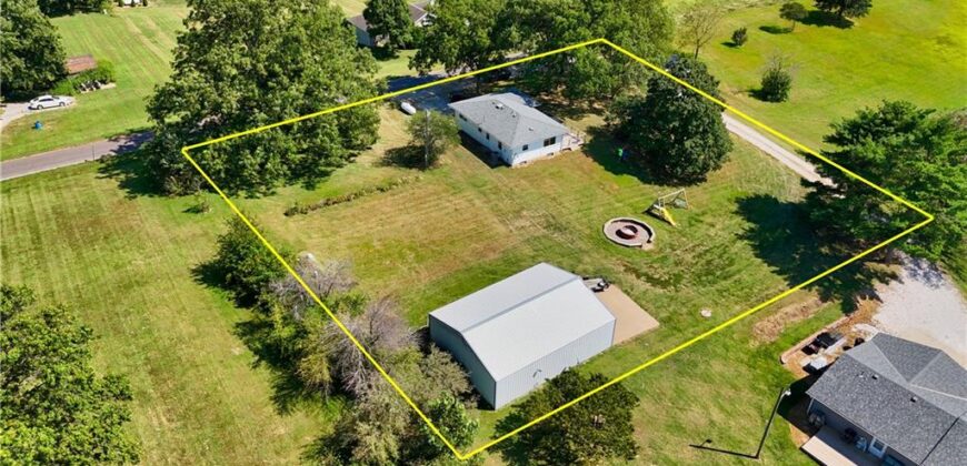 19550 Shane Lane, Weston, MO 64098