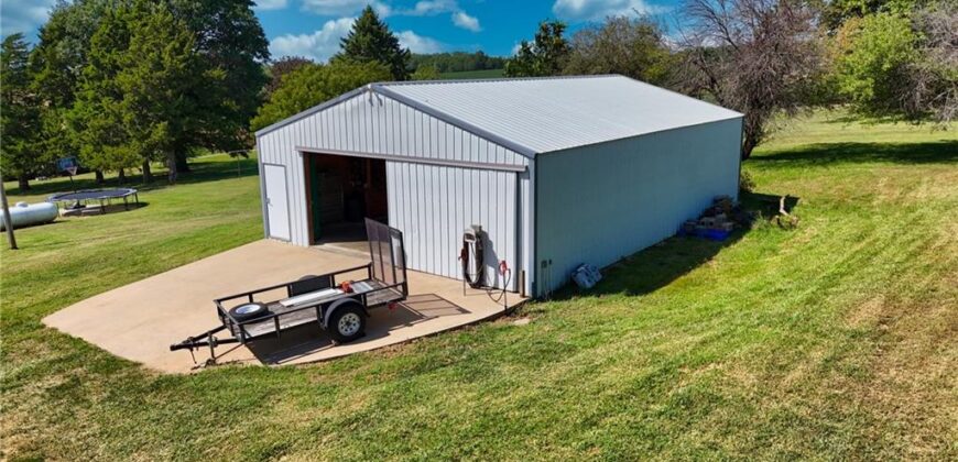 19550 Shane Lane, Weston, MO 64098