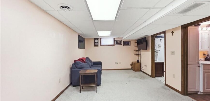 19550 Shane Lane, Weston, MO 64098