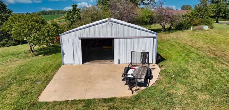 19550 Shane Lane, Weston, MO 64098