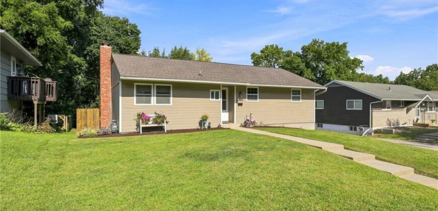 5440 N Cleveland Avenue, Kansas City, MO 64119