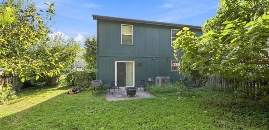 1862 Kingbird Lane, Liberty, MO 64068