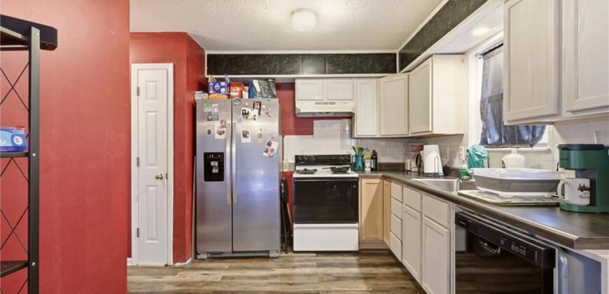 1862 Kingbird Lane, Liberty, MO 64068