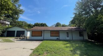 1125 Elizabeth Street, Liberty, MO 64068