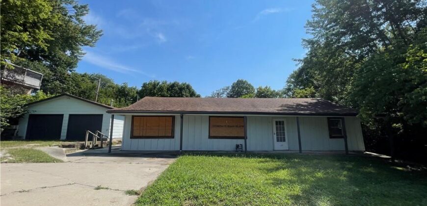 1125 Elizabeth Street, Liberty, MO 64068