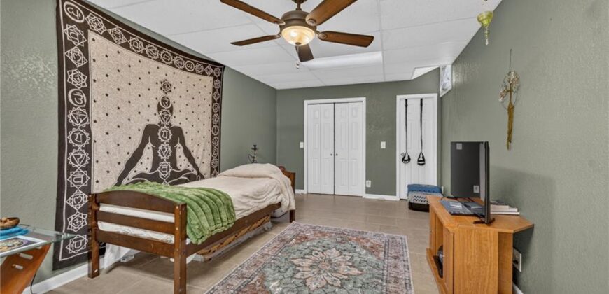 420 Crown Hill Road, Excelsior Springs, MO 64024