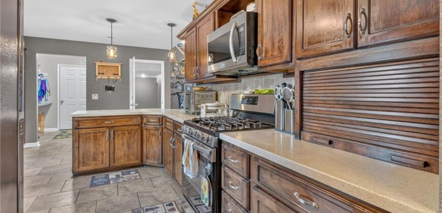 420 Crown Hill Road, Excelsior Springs, MO 64024