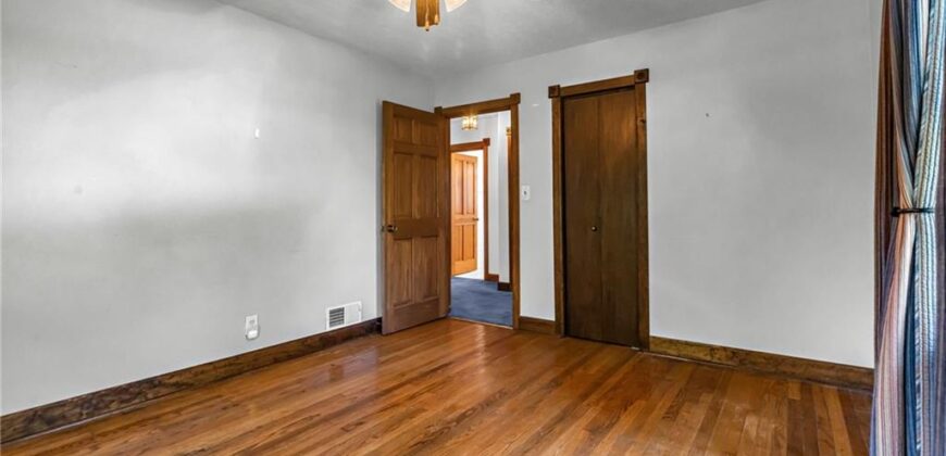 5530 N Spruce Avenue, Kansas City, MO 64119