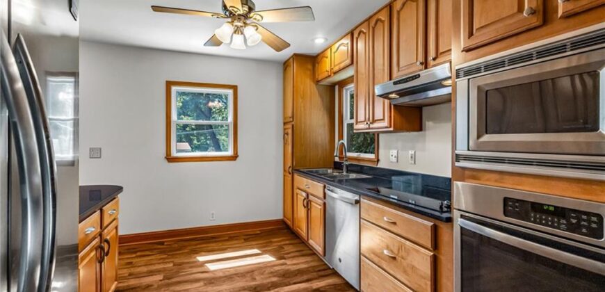 5530 N Spruce Avenue, Kansas City, MO 64119