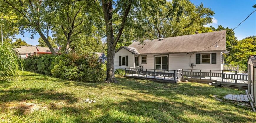 5530 N Spruce Avenue, Kansas City, MO 64119