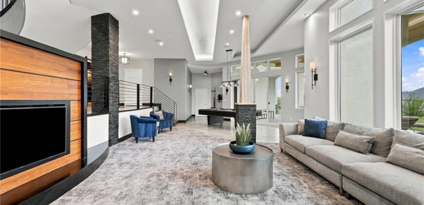 10239 N Kansas Avenue, Kansas City, MO 64155