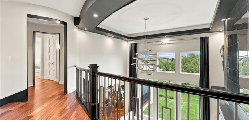 10239 N Kansas Avenue, Kansas City, MO 64155