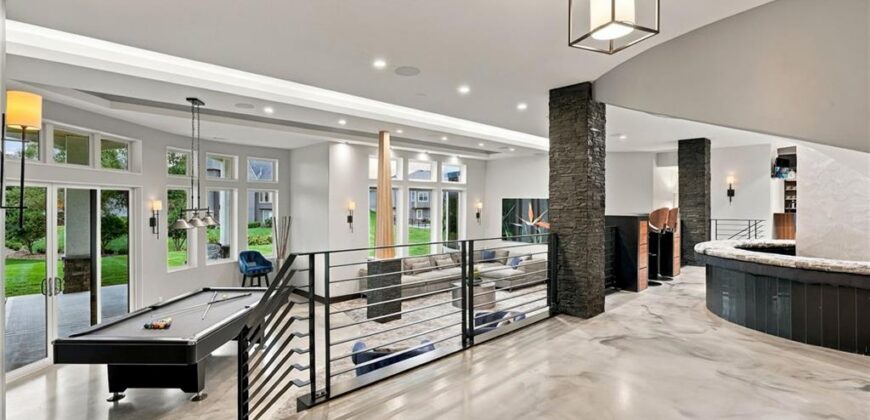 10239 N Kansas Avenue, Kansas City, MO 64155