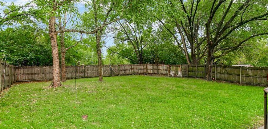 11129 N Main Street, Kansas City, MO 64155