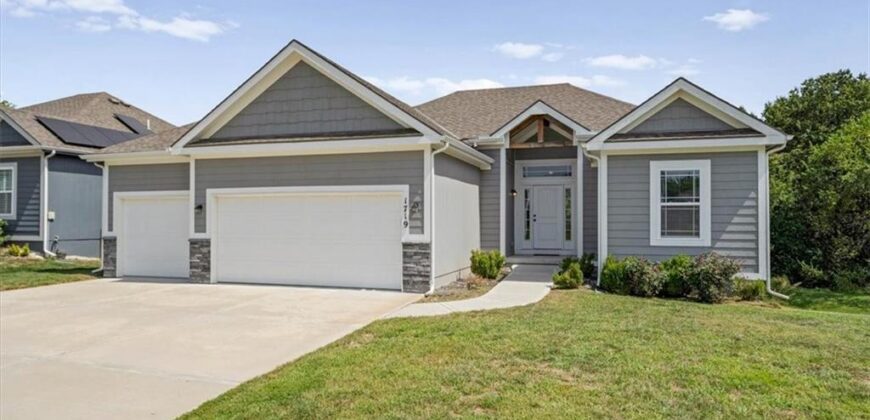 1719 Johnston Street, Liberty, MO 64068