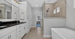 10514 N Hawthorne Avenue, Kansas City, MO 64157