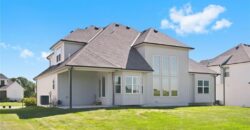 10514 N Hawthorne Avenue, Kansas City, MO 64157