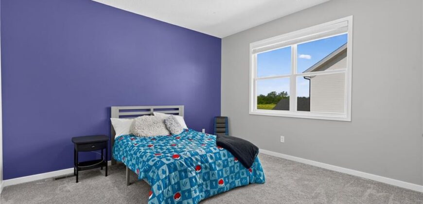 10514 N Hawthorne Avenue, Kansas City, MO 64157