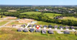 10514 N Hawthorne Avenue, Kansas City, MO 64157