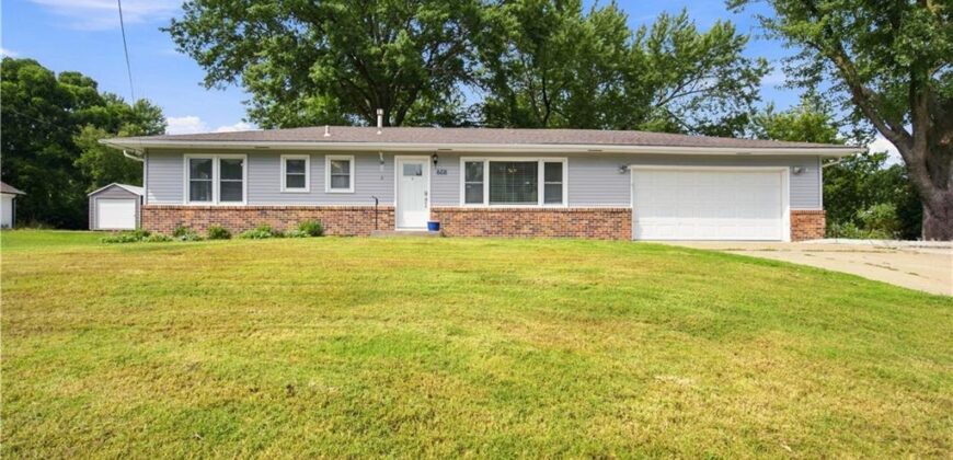 608 NE 82nd Street, Kansas City, MO 64118