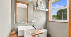 608 NE 82nd Street, Kansas City, MO 64118