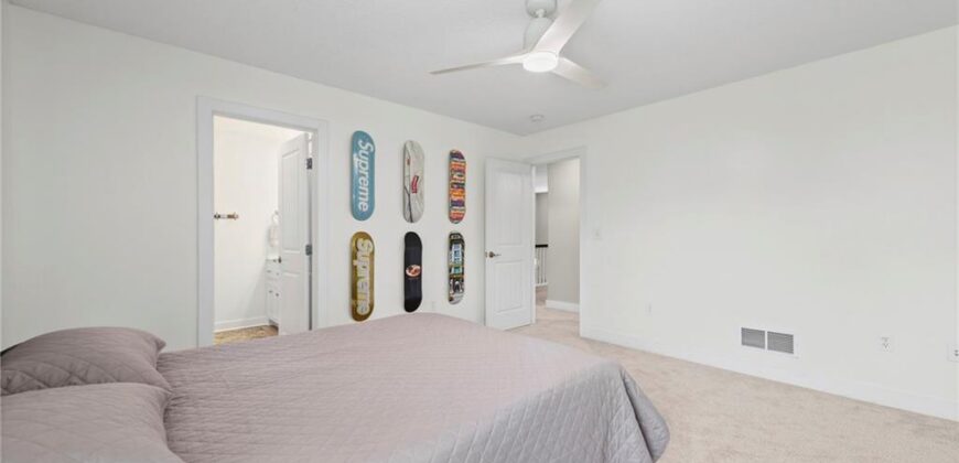 7853 N Kirkwood Avenue, Kansas City, MO 64151