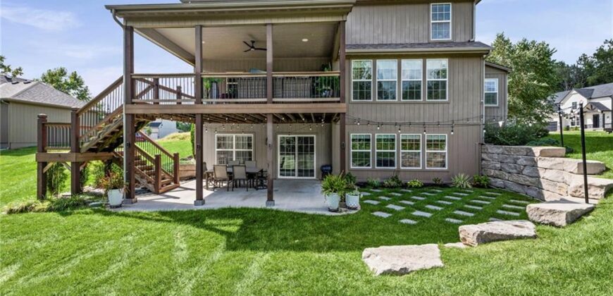 7853 N Kirkwood Avenue, Kansas City, MO 64151