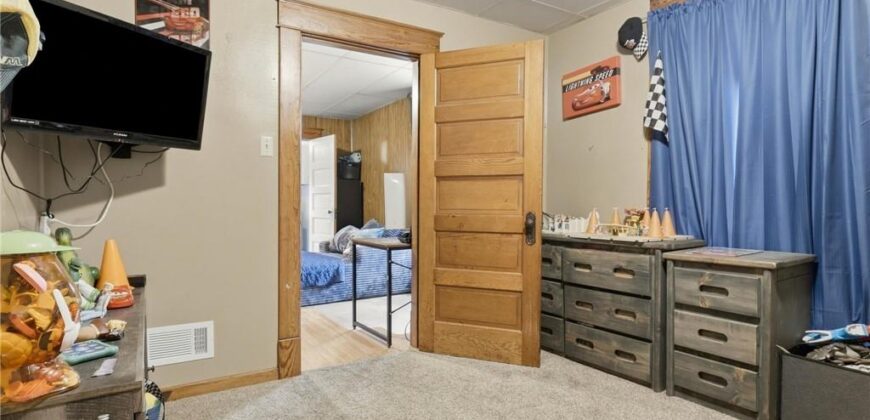 1300 Kearney Road, Excelsior Springs, MO 64024