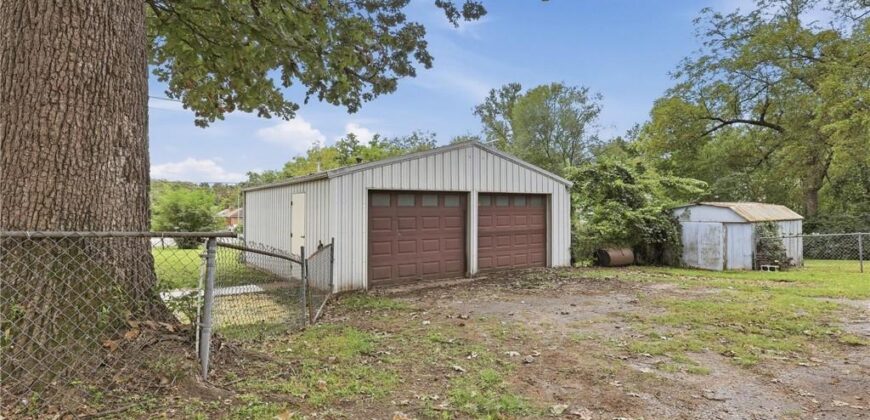 1300 Kearney Road, Excelsior Springs, MO 64024