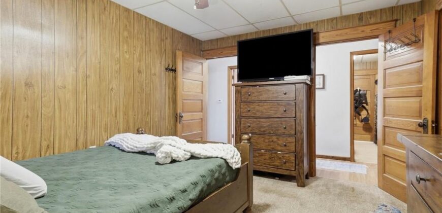 1300 Kearney Road, Excelsior Springs, MO 64024