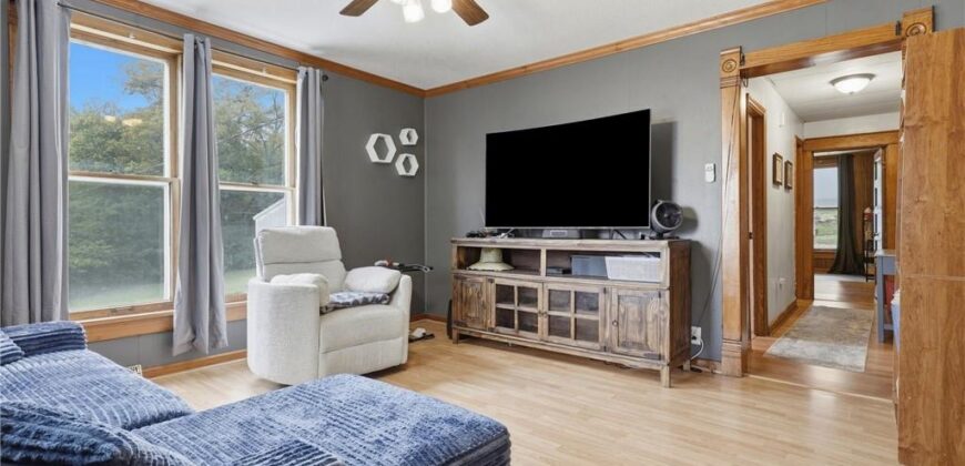 1300 Kearney Road, Excelsior Springs, MO 64024