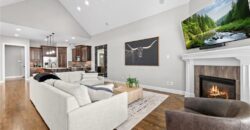 6140 Lime Stone Court, Parkville, MO 64152