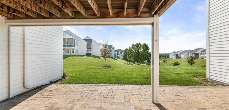 6140 Lime Stone Court, Parkville, MO 64152